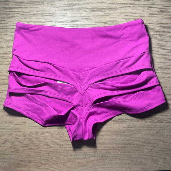 Cut Out Booty Shorts - Picture 4 of 16